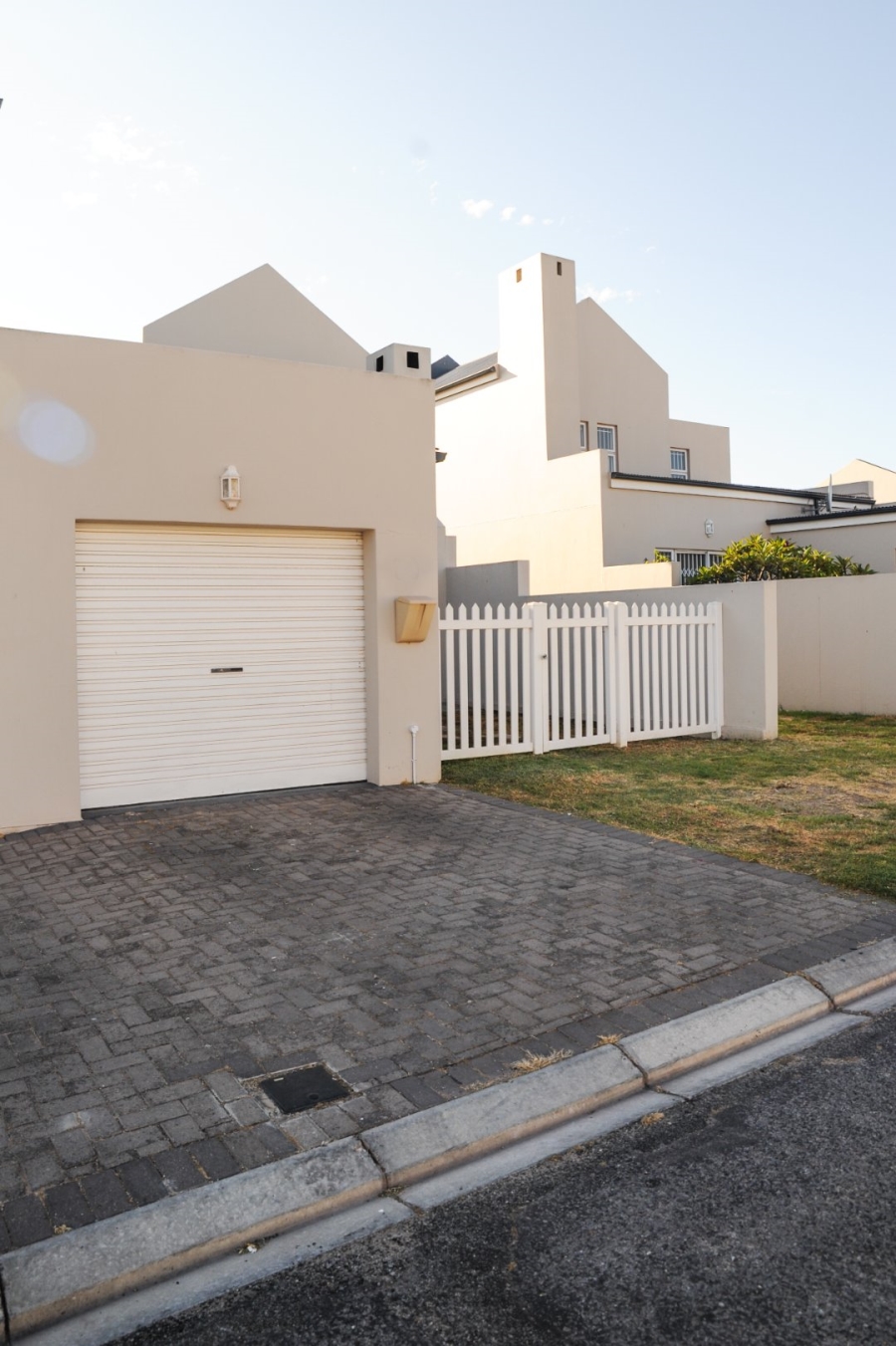 3 Bedroom Property for Sale in Country Club Western Cape